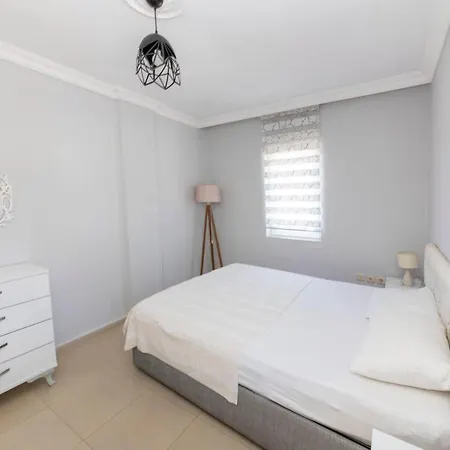 아파트 Lovely House With Captivating View In Gumusluk, Bodrum 규무슬럭